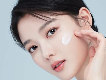 Cách Chăm Sóc Da Mặt Tại Nhà Giúp Phụ Nữ U40 Trẻ Hơn Tuổi Thật