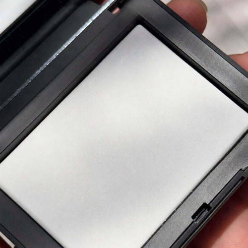 Phấn Phủ Nén Nars Mini 3g – Kiềm Dầu Tự Nhiên, Làm Mờ Lỗ Chân Lông Và Giữ Lớp Makeup Trong Veo