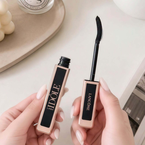 Mascara Lancôme Lash Idôle 01 Glossy Black 8ml – Làm Cong, Tơi Mi Và Tạo Hiệu Ứng Mắt To Cuốn Hút