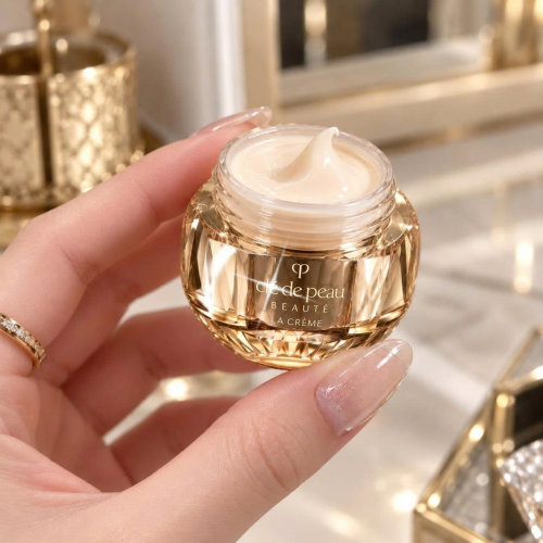 ĐẠI TIỆC 20/10 – COMBO CHĂM SÓC DA SELF BEAUTY & CLÉ DE PEAU TẶNG XỊT KHÓA NỀN UNICONIC GLOW FIXER